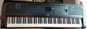 Yamaha DGX-670 Review